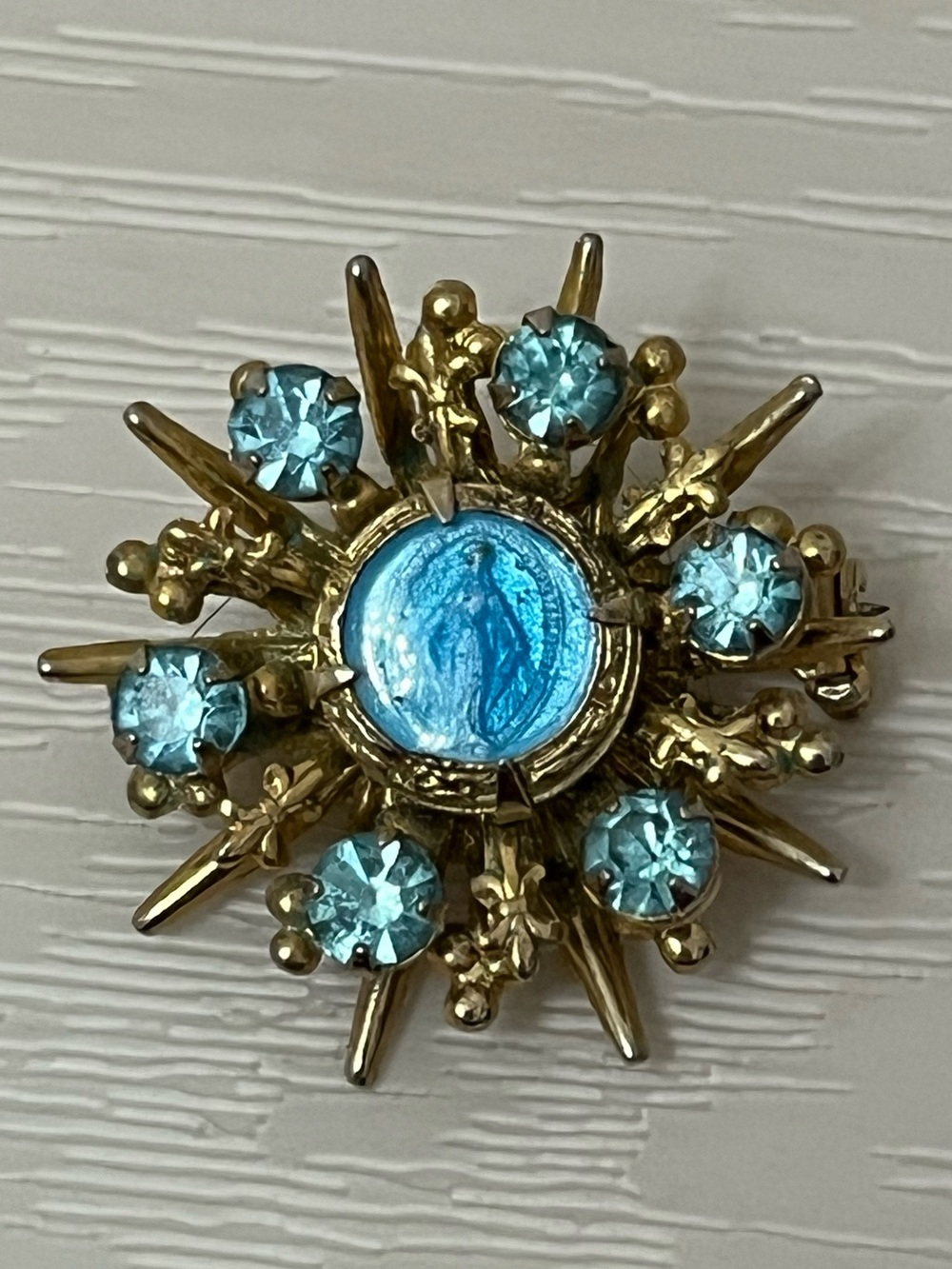 VTG 1950s Virgin Mary Immaculate Conception Blue Rhinestone Religious Brooch Pin